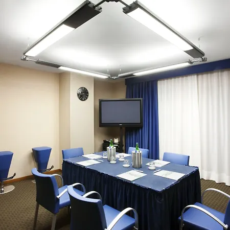 Holiday Inn Salerno-Cava De' Tirreni By Ihg-2